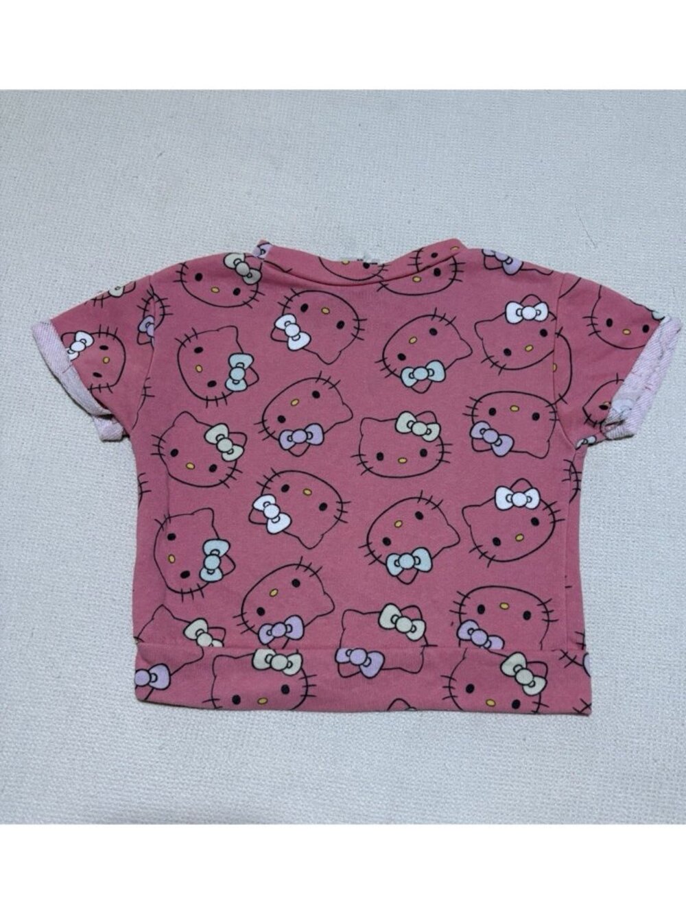 Hello Kitty Girls 5/6 Pink Graphic T Shirt Sanrio Short Sleeve Cute Top - Picture 6 of 7